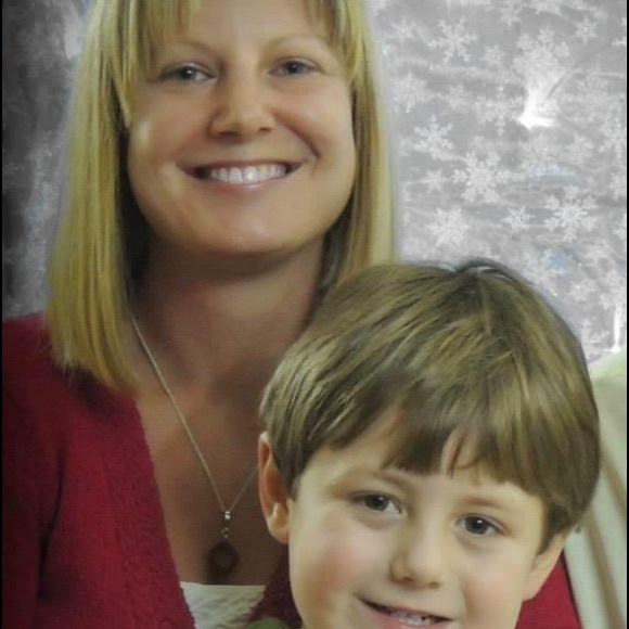 Meet your Posher, Karen - Picture 3 of 5